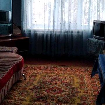 Продається двокімнатна квартира.