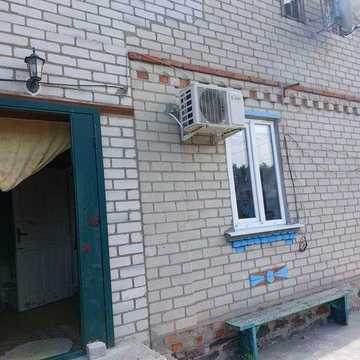 Продаж житлового будинку