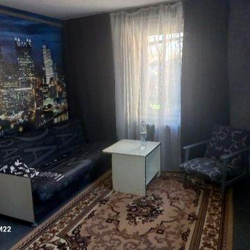 Здається будинок.