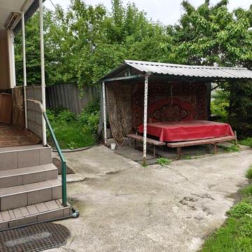Здам частину будинку в Центрі міста
