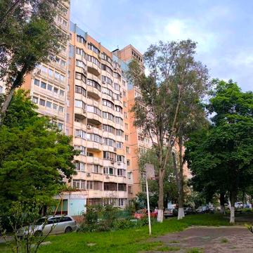 Продам 2-х комн. квартиру на Ильфа и Петрова ( Семьи Глодан)