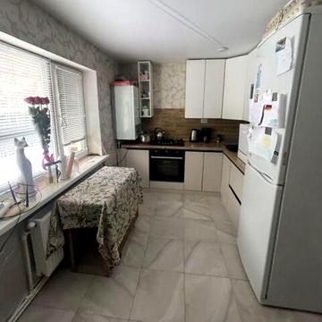 Продаж частини будинку на Бучмах