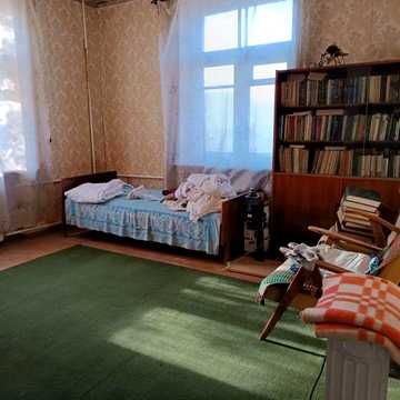 Квартира 3-х кімнатна, центр Кам'янського. ТОРГ! Терміново!