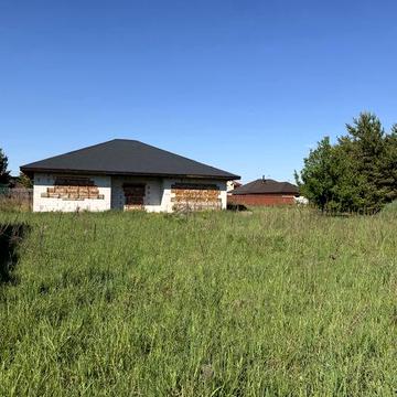 Будинок збудований. Велика ділянка 12сот. Поруч ліс. с.Бобриця.ГАЗ поруч!