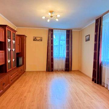 Продаж квартири, 2кім з ремонтом, 57.5кв м, вул Франка, Винники Львів