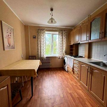 Продам 3к квартиру з роздільними кімнатами на ж/м Лівобережний