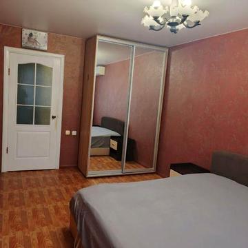Продам 2х комнатную квартиру Хозяйка улица Филатова