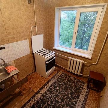 Продам 2- х ком.кв- ру на  129 кв- ле( Студенческая, ул. Кропивницкого). Реальному покупателю торг.
