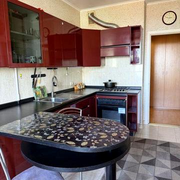 Продам квартиру на ул.Леонтовича