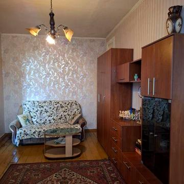 Продам 2х кім. на 2поверсі, 25000у.е