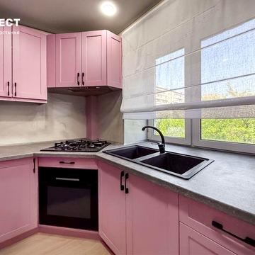3-кімнатна квартира з ремонтом і меблями,  Соснова Гірка,
