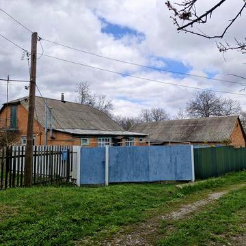 Продам великий будинок в смт Опішня