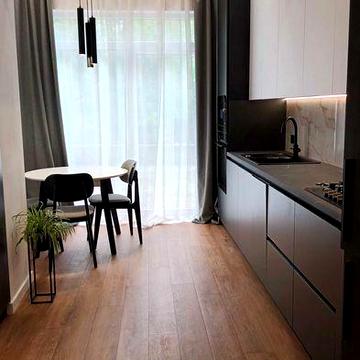 Продам 2к квартиру з дизайнерським ремонтом + техніка, 64 м², вул. Івасюка, Трускавець
