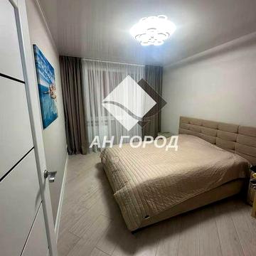 Продам 3-кімнатну квартиру на Олексіївці, вул.Ахсарова ,13