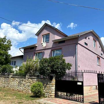 Продається просторий будинок в Рожнятові, ПОСТАНОВИ