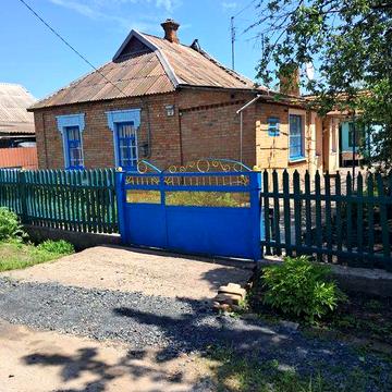 Продаю будинок на Горькому