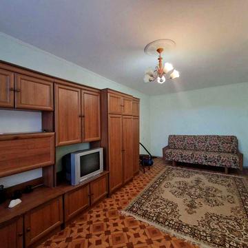 Сдам большую ,косметика,актуально, прав берег,метро.