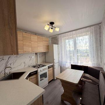 Перша здача - 1кім квартира, вул. Кияна, 35А (біля Акумулятора).