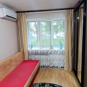 Продам одно кімнатну у центрі