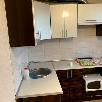 Академіка Вернадського бульв., 24
