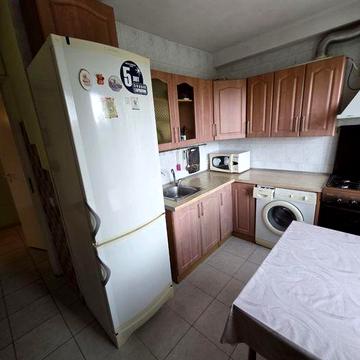 м. Лісова, вул. Кубанської України 33, двокімнатна з ремонтом