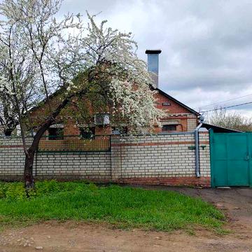 Продам дом Бавария (ул. Чернозёмная), площадь 66 м2+флигель 24 м2, гараж, летняя кухня