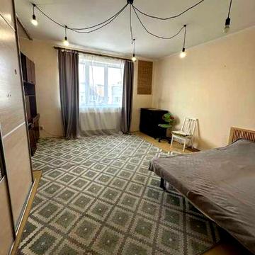 Продаж 1к квартири мікрорайон Південно-Західний