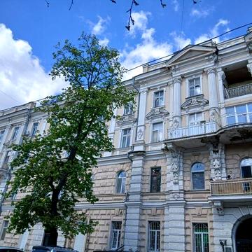 Продам 2к кв на Садовой в центре города