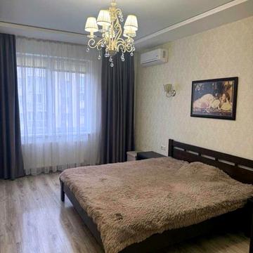 Продаж,  Квартира,  2 комнаты,  65 м²,  ЖК Радужный,  Массив Радужный,  Таирова,  Одесса
