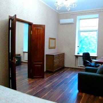 Велика Васильківська вул. (Червоноармійська), 97