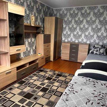 Продам 3 кімнатну квартиру на Таїрова