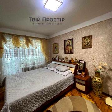 Продаж 3-кімнатної квартири в Заводському районі, вул. Історична