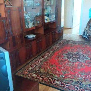 Продам трикімнатну квартиру на Холодній горі