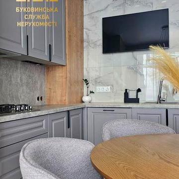 2-кімнатна дизайнерська новобудова 70 м² | Миколаївська | Гардеробна