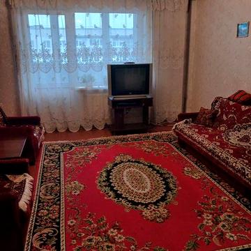 Продам квартиру 3кімнатна в центрі міста Ромни