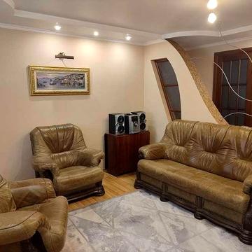 Продаж 3-х кімнатної квартири, ремонт, меблі, Митниця, держпрограми