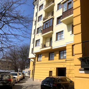 Здам 2 кімнатну квартиру по вул. Личаківській.