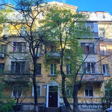 Продаж 2к квартири на Гончара 12 Під ремонт