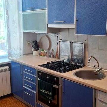 Сдам від власника 2 кім. квартиру по вул. Дизельна, 4