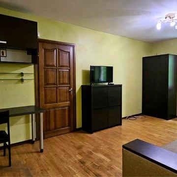 Довготривала оренда 2к квартира 42 м² на вул.Директорії