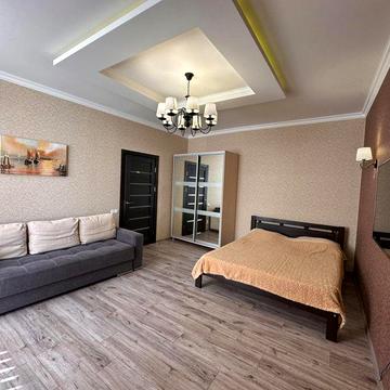 Сдам Евродвушка квартиру Аркадия 32я жемчужина Каманина16а