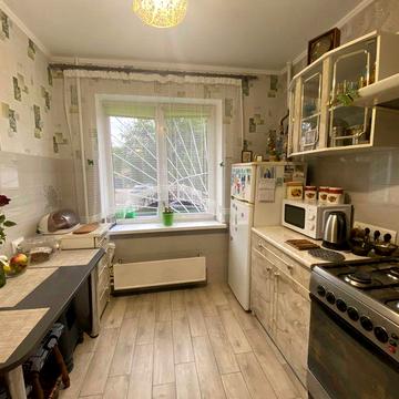 Продаж 1 кім. квартири з сучасним ремонтом в Рясне 1