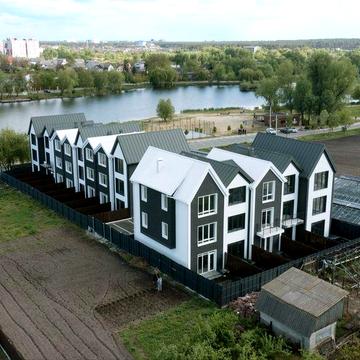 Таунхаус біля озера. 4 км від Києва. 100 м². Акційна ціна