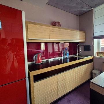 Продаж 1к квартира 44квм Верховинна 35 метро Житомирська