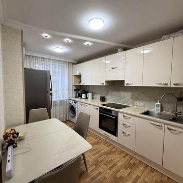 Продажа  4-комнатной квартиры на Красном Камне с видом на Днепр!