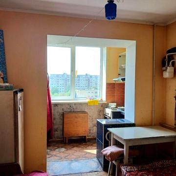 Продам 1 кім.квартиру по вул.Івасюка,40 м.кв