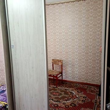 Здам половину будинку.