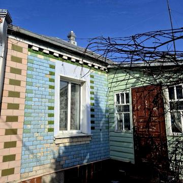 Продажа будинку та земельної ділянки селищі Камʼяна Яруга
