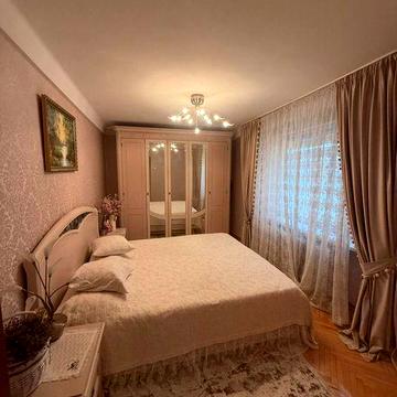 Продаж 3к квартири, Русанівська набережна 8/1