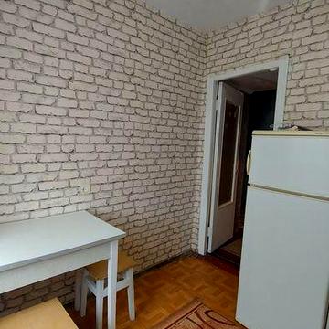 Оренда однокімнатної на Луки Долинського